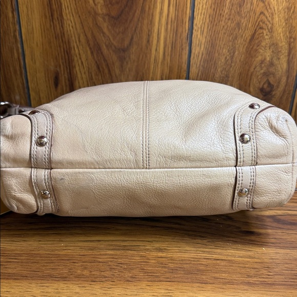 Coach Cream Brooke Hobo Soft Milled Leather Shoulder Bag - Picture 6 of 11